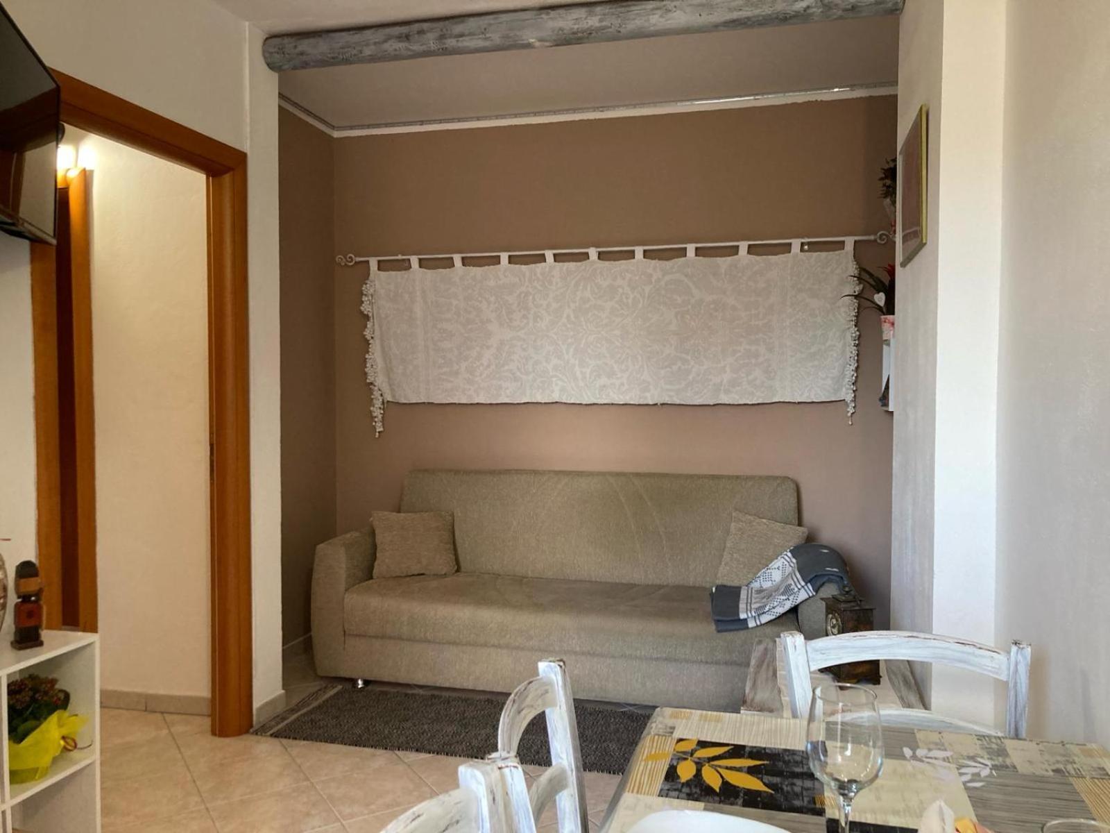 Apartamento S'Imbusthouse Oristano Exterior foto